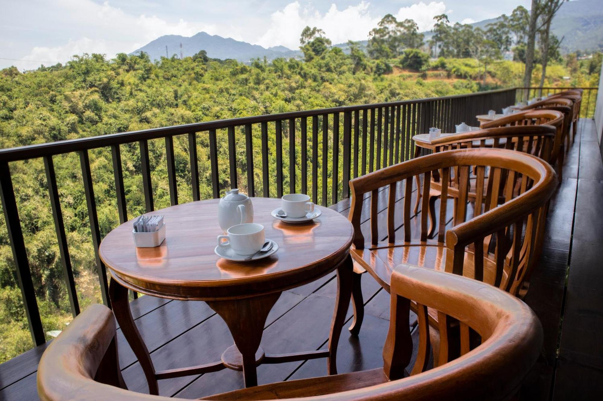 Sangria Resort And Spa Lembang Zewnętrze zdjęcie