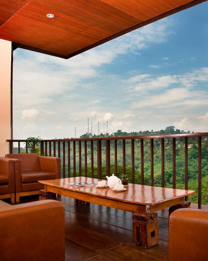 Sangria Resort And Spa Lembang Zewnętrze zdjęcie