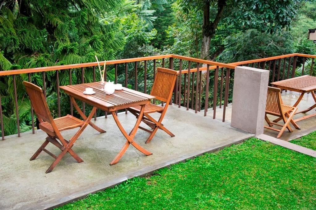 Sangria Resort And Spa Lembang Zewnętrze zdjęcie