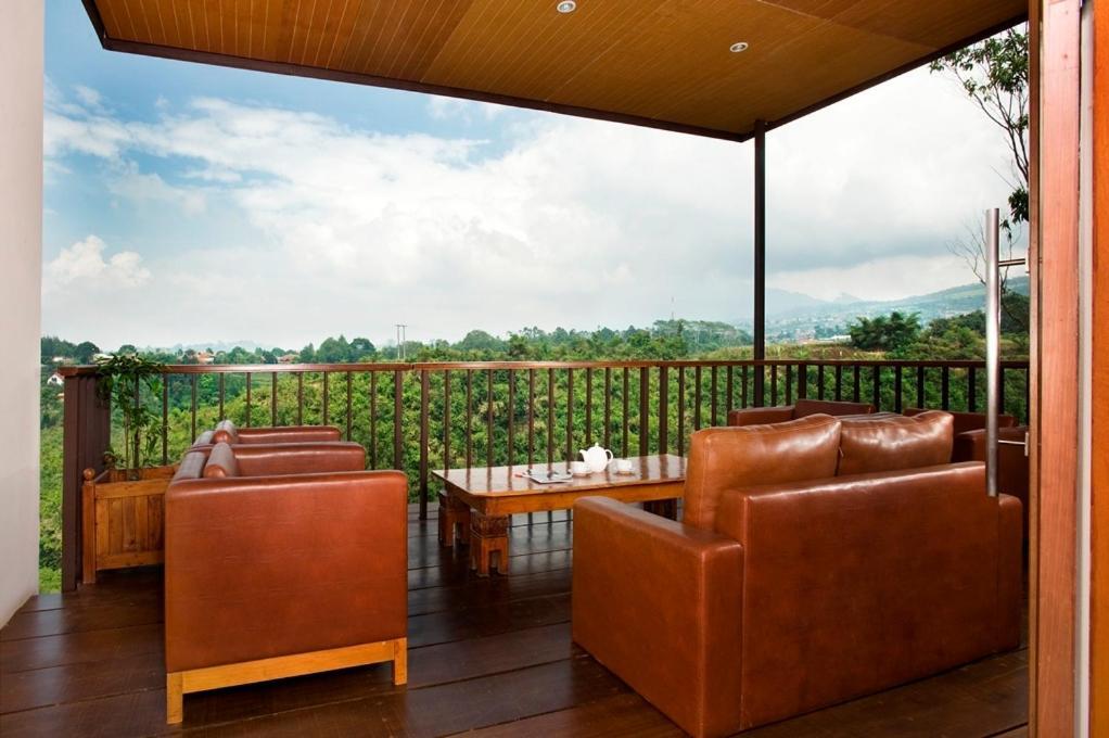Sangria Resort And Spa Lembang Zewnętrze zdjęcie