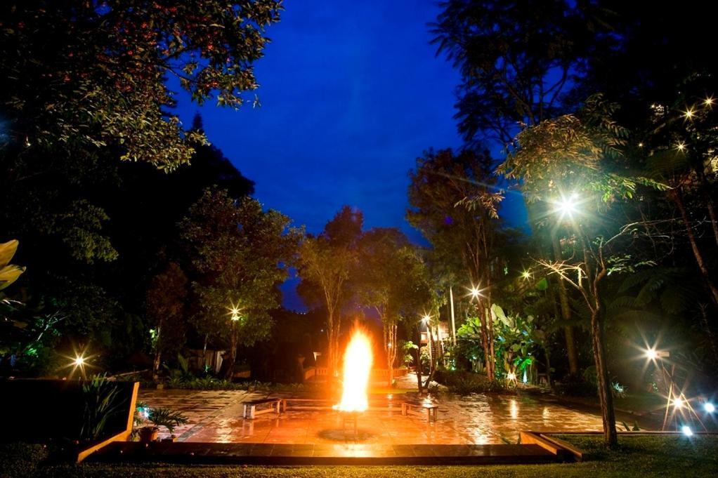 Sangria Resort And Spa Lembang Zewnętrze zdjęcie